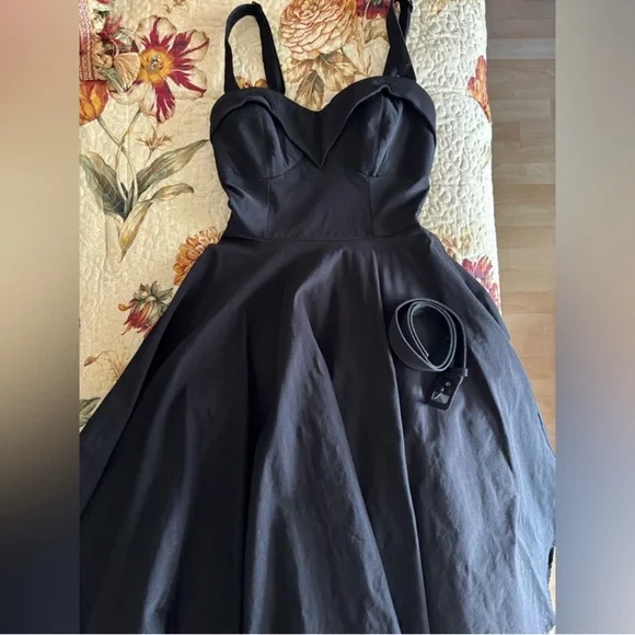 Maneater Swing Dress in Black by Vixen - Picture 3 of 3